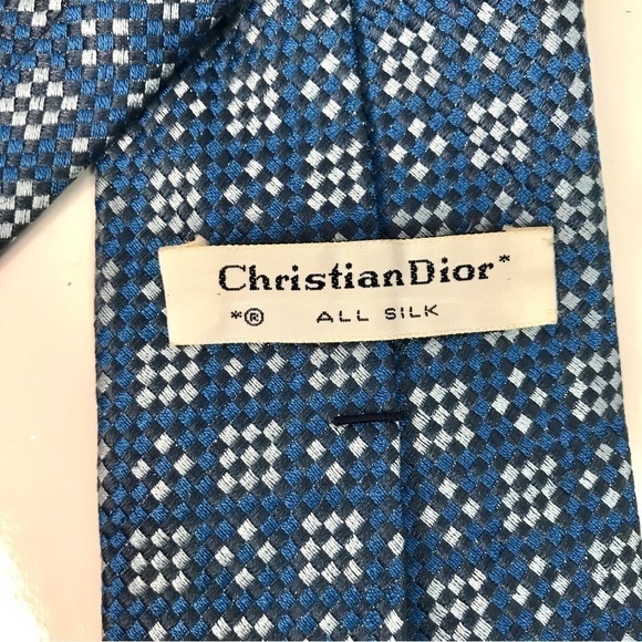 Vintage CHRISTIAN DIOR Men’s 100% Silk Tie Blue Grey Silver pattern - Picture 5 of 7